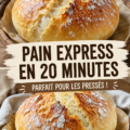 Pain chaud tout juste sorti du four dans un plat en bois, prêt à être dégusté.