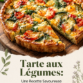 Tarte aux légumes dorée et appétissante posée sur une table
