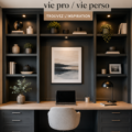 Bureau à domicile moderne avec décoration chaleureuse