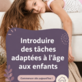 Enfants réalisant des tâches adaptées à leur âge dans la cuisine familiale.